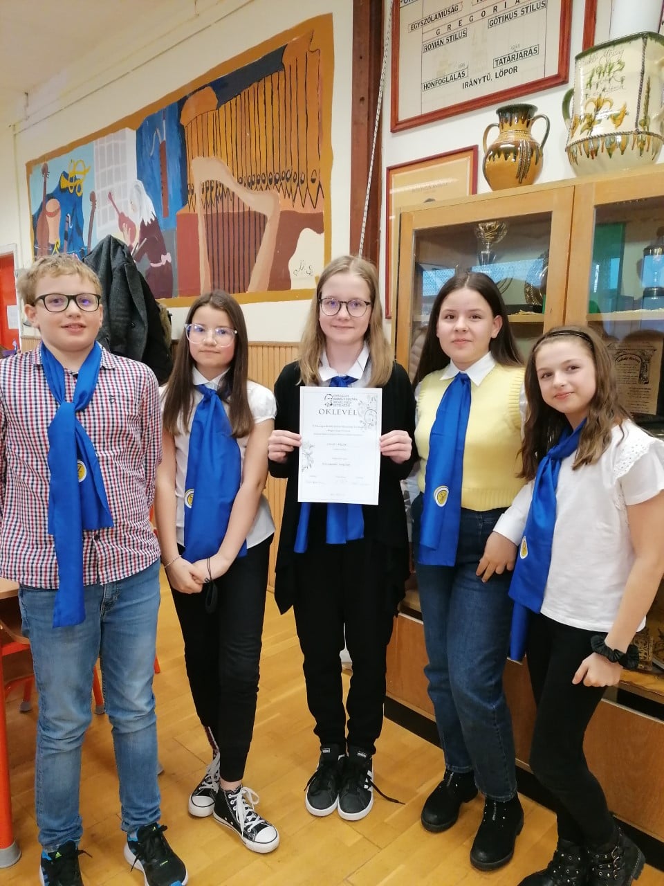 csapattagok fotója: Áy Zorka, György Noémi , Herczeg-Szántó Róbert, Jónás Anna, Vágó Réka