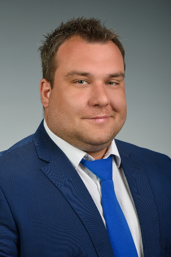 Mikula László István