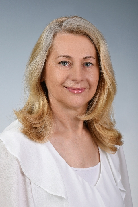 Várnai Beáta